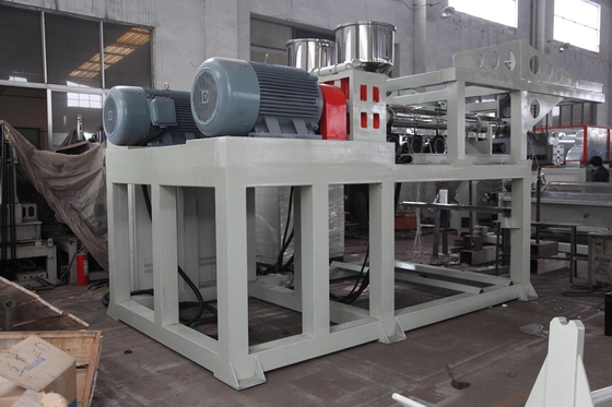 30KW 20 - 70 Rpm 4 Sections PVC Parallel Double Screw Extruder